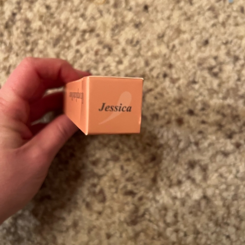 NEW Da Lish Lip Balm - Picture 2 of 3
